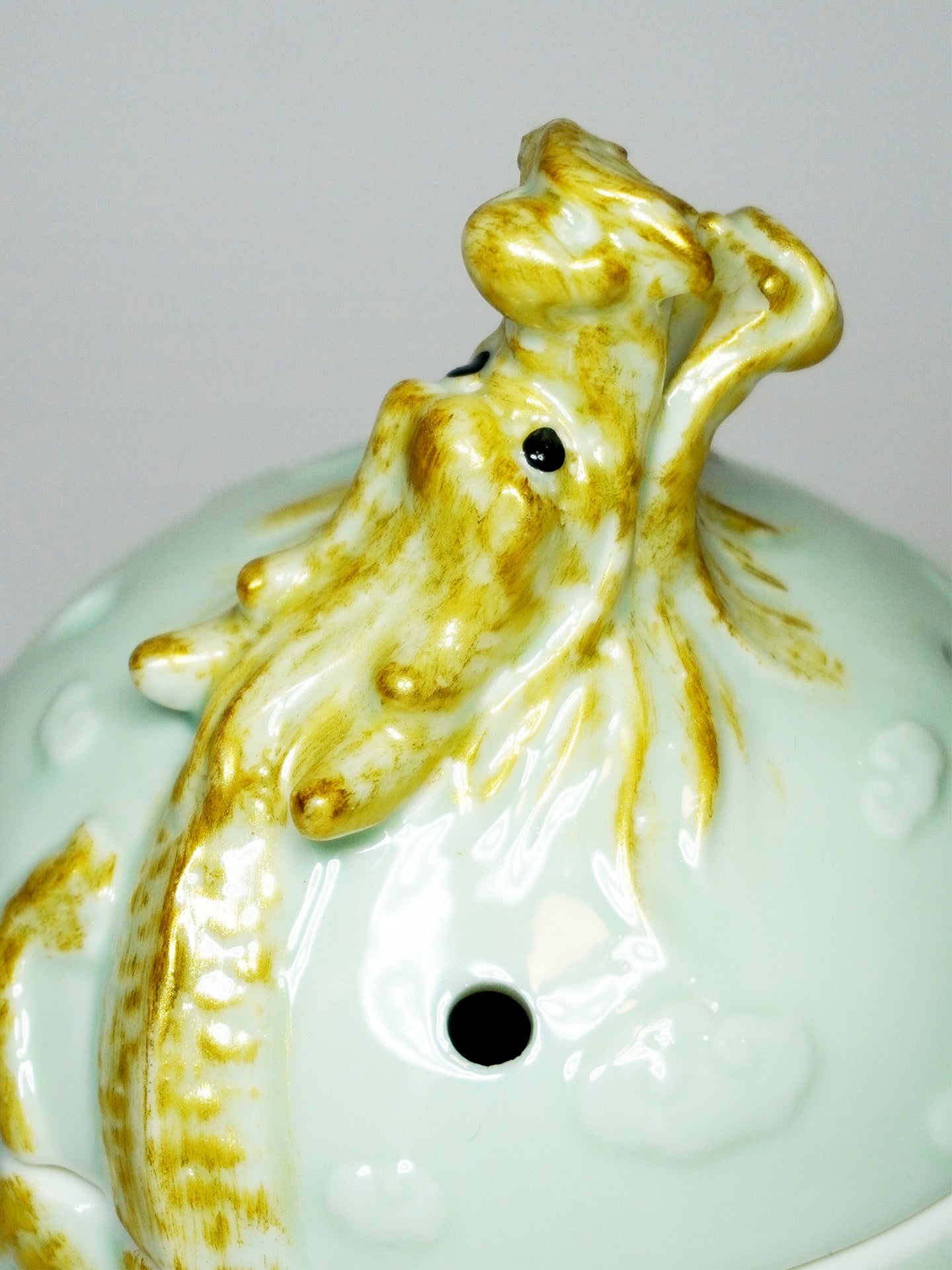 Dragon Coiled Ceramic Incense Burner | Chinese Fengshui Censer with Eastern Mystical Energy | Auspicious Dragon Design for Home Blessing